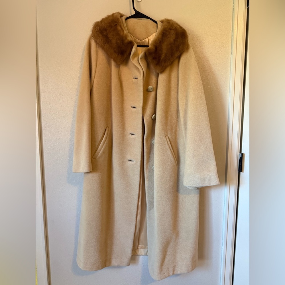 Vintage Dumas California Wool Coat Tan Cream Champagne Faux Fur Collar Large